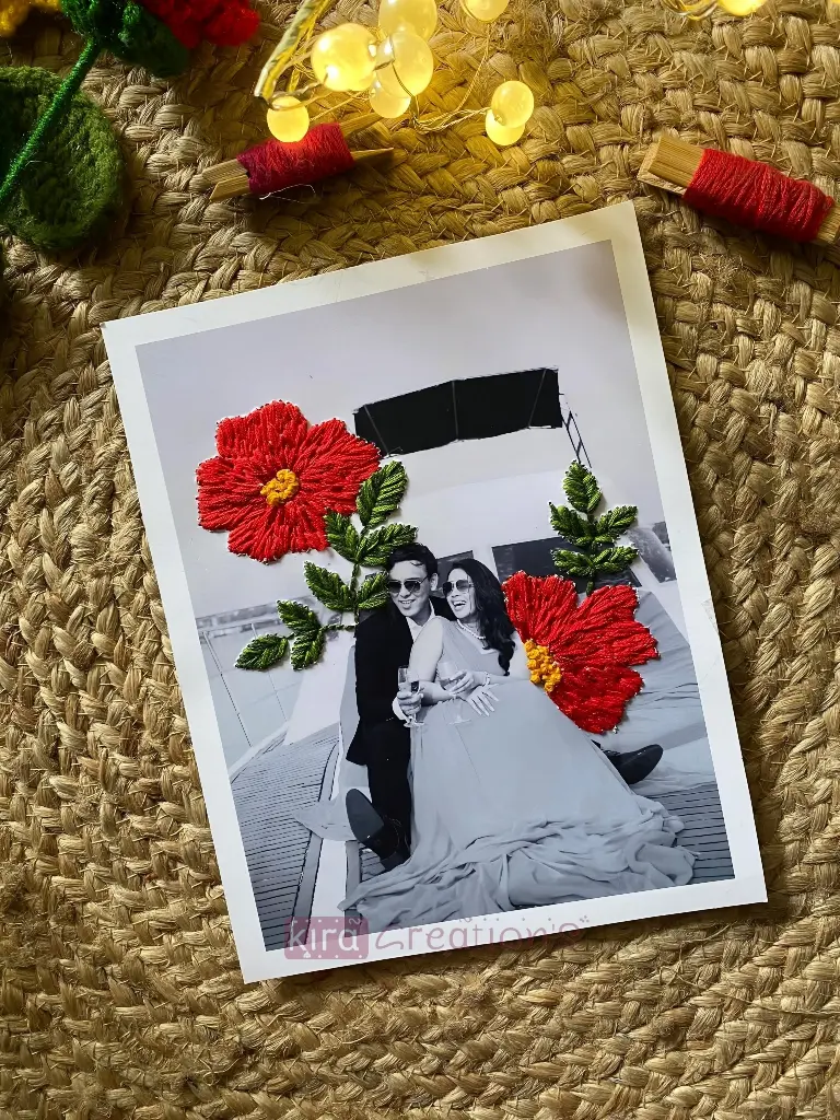 Embroidery work  photo Frame| couple  embroidery photo frame .| brithday gift | couple gift | anniversary gift | @kiracreations .