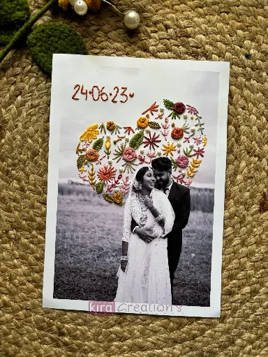 Embroidery work  photo Frame| wedding  embroidery photo frame .| brithday gift | couple gift | anniversary gift | @kiracreations .