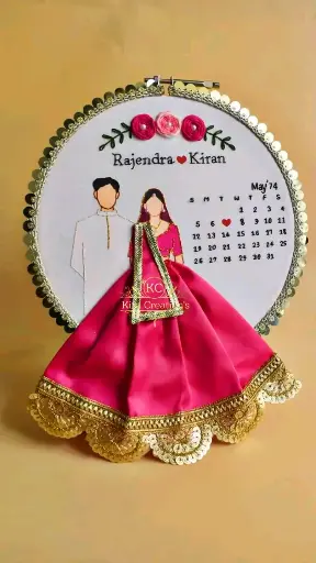Engagement Wedding Embroidery Hoop | Wedding Gift | engagement gift | pink | Anniversary Gift | Perfect gift for couples @kiracreations  
