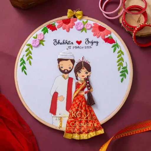 Engagement Wedding Embroidery Hoop | West Bengal Wedding Gift | engagement gift | Front face | Anniversary Gift | Perfect gift for couples @kiracreations     