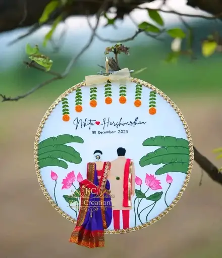 Wedding Embroidery Hoop Maharastrian Style | Wedding Gift | Customizable| Anniversary Gift | @kiracreation's